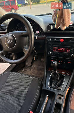 Седан Audi A4 2001 в 