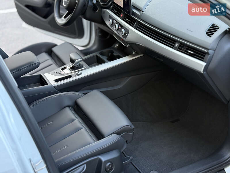 Універсал Audi A4 2019 в Вінниці