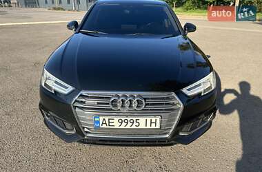 Седан Audi A4 2017 в 