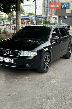 Универсал Audi A4 2004 в 