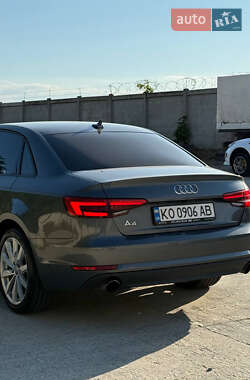 Седан Audi A4 2016 в 
