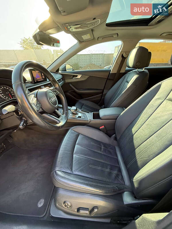 Седан Audi A4 2016 в Одесі