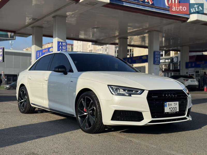 Седан Audi A4 2016 в Одессе