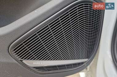 Седан Audi A4 2019 в 