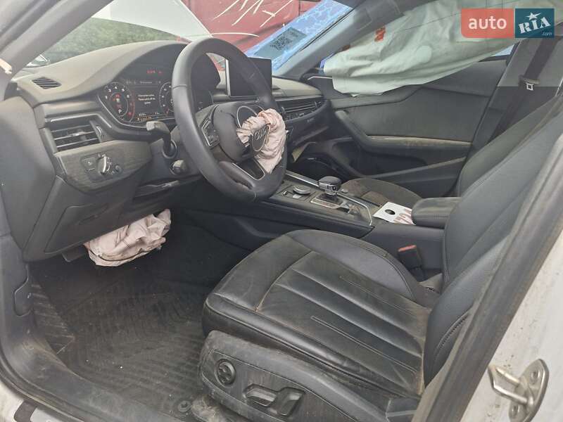 Седан Audi A4 2019 в Умани