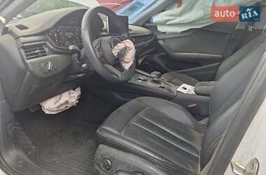 Седан Audi A4 2019 в 