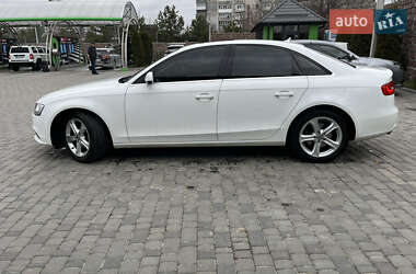Седан Audi A4 2014 в 