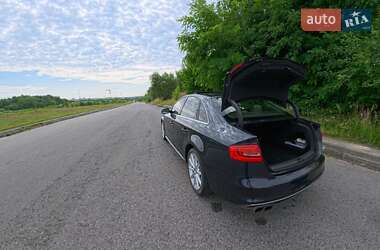 Седан Audi A4 2013 в 