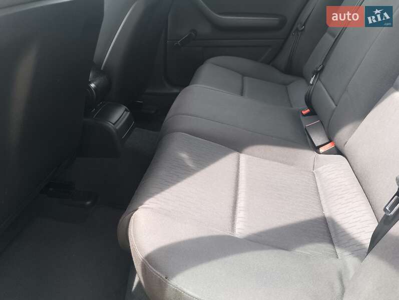 Універсал Audi A4 2005 в Тернополі