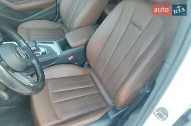 Седан Audi A4 2017 в 