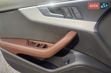 Седан Audi A4 2017 в 