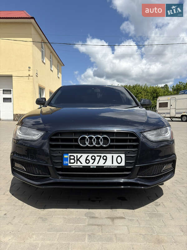 Седан Audi A4 2013 в 
