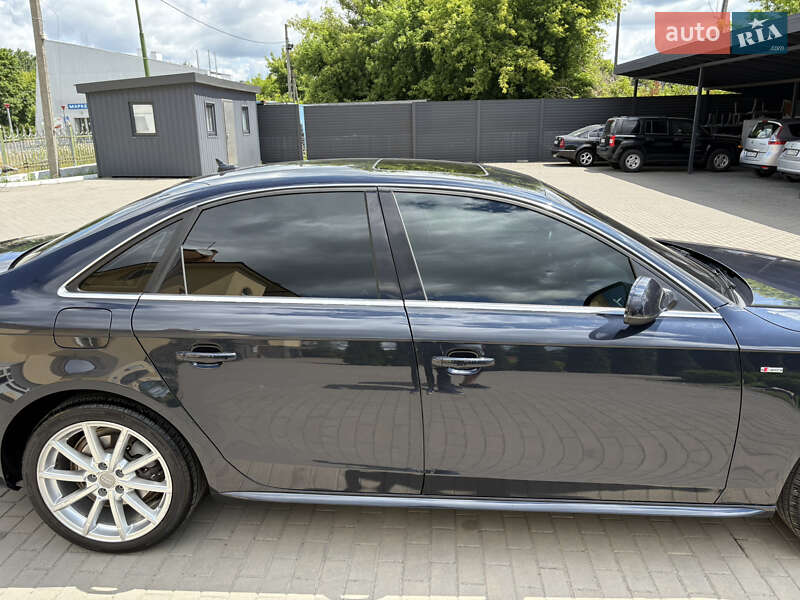 Седан Audi A4 2013 в Луцьку