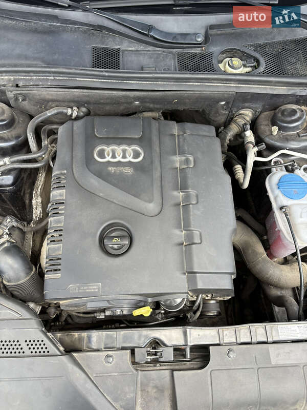 Седан Audi A4 2013 в Луцьку