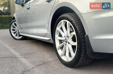 Седан Audi A4 2019 в 