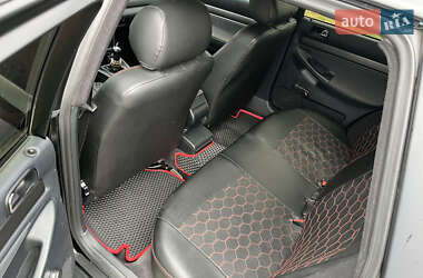 Универсал Audi A4 1996 в 