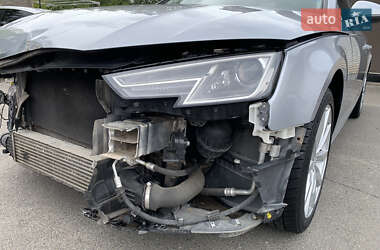 Седан Audi A4 2017 в 