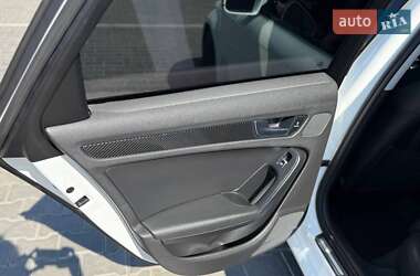 Седан Audi A4 2012 в 
