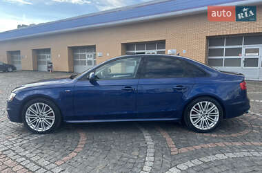 Седан Audi A4 2014 в 