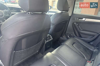 Седан Audi A4 2014 в 