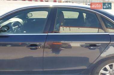 Седан Audi A4 2014 в 