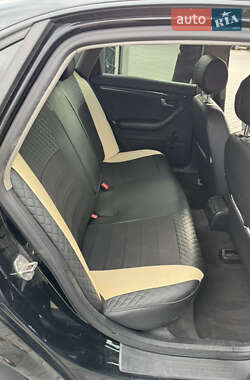 Седан Audi A4 2001 в 