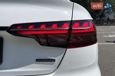 Седан Audi A4 2023 в 