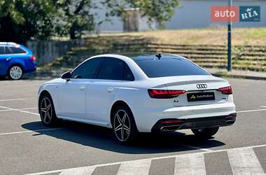 Седан Audi A4 2023 в 