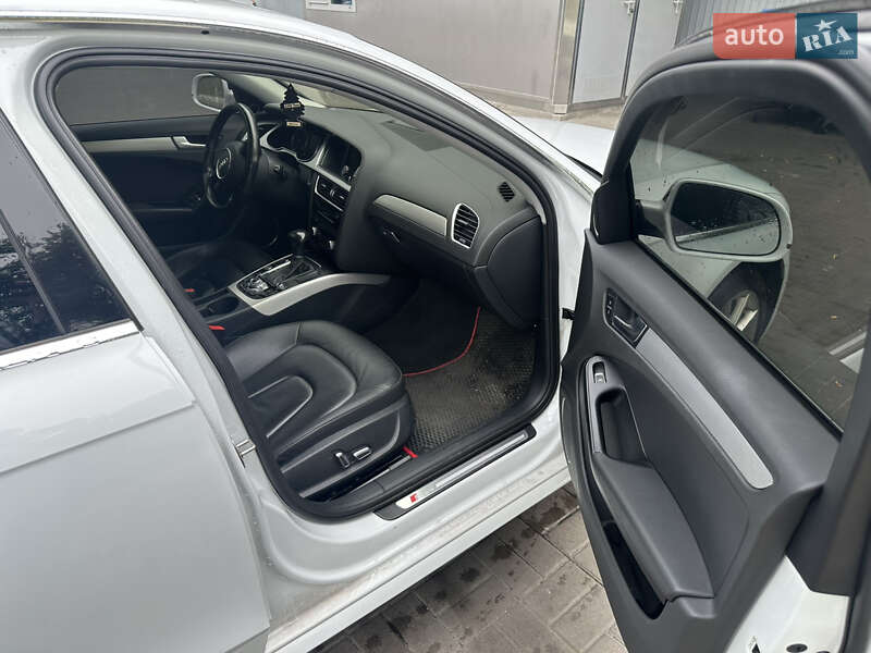 Седан Audi A4 2015 в Києві