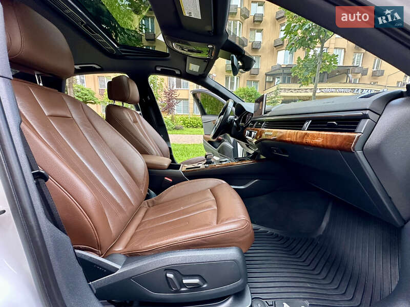 Седан Audi A4 2017 в Киеве