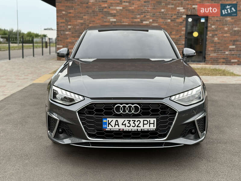 Audi A4 2022
