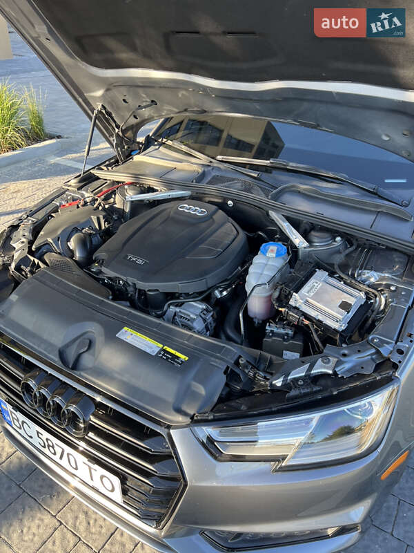 Седан Audi A4 2018 в Львові