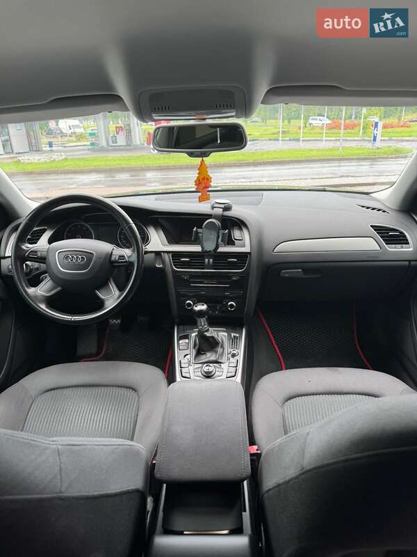 Универсал Audi A4 2012 в Львове
