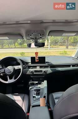 Седан Audi A4 2017 в 