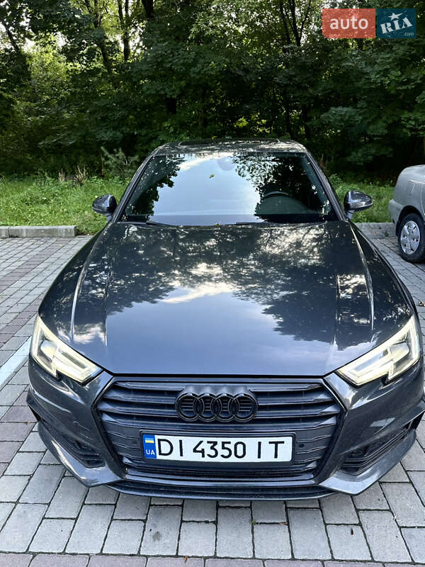 Седан Audi A4 2016 в Львові