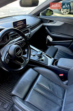 Седан Audi A4 2016 в Львове