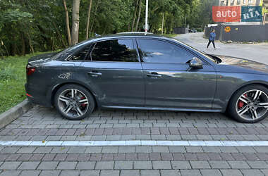 Седан Audi A4 2016 в Львове