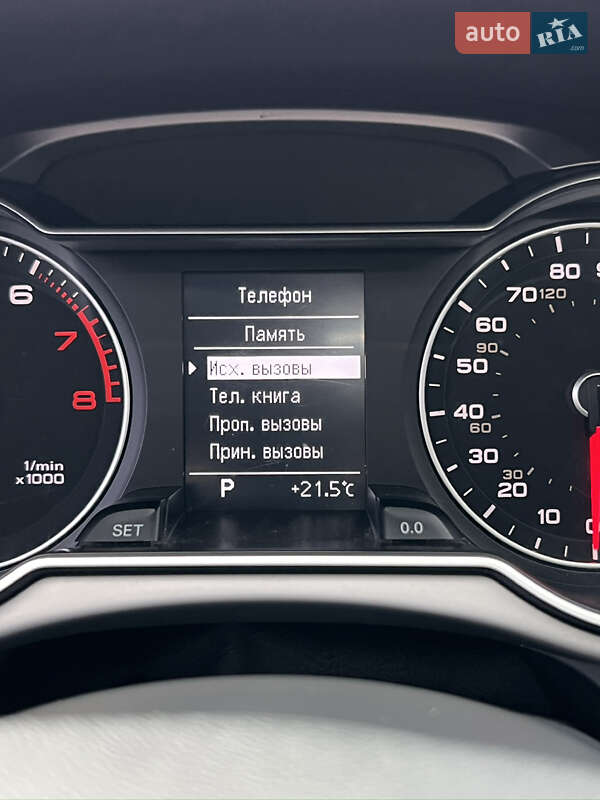 Седан Audi A4 2013 в Мукачево