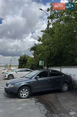Седан Audi A4 2001 в 