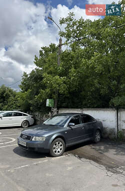 Седан Audi A4 2001 в 
