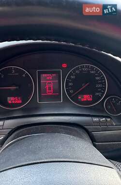 Седан Audi A4 2001 в 