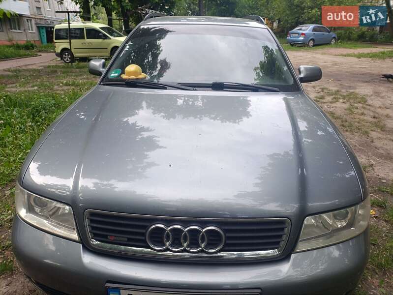 Универсал Audi A4 2000 в Барановке