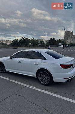 Седан Audi A4 2016 в 
