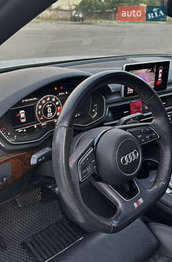 Седан Audi A4 2016 в 
