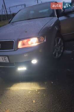 Седан Audi A4 2002 в 