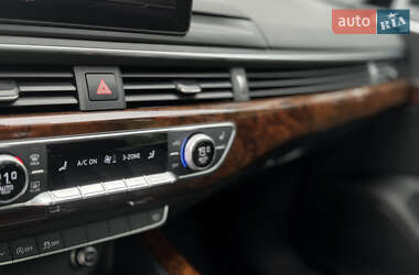 Седан Audi A4 2019 в 