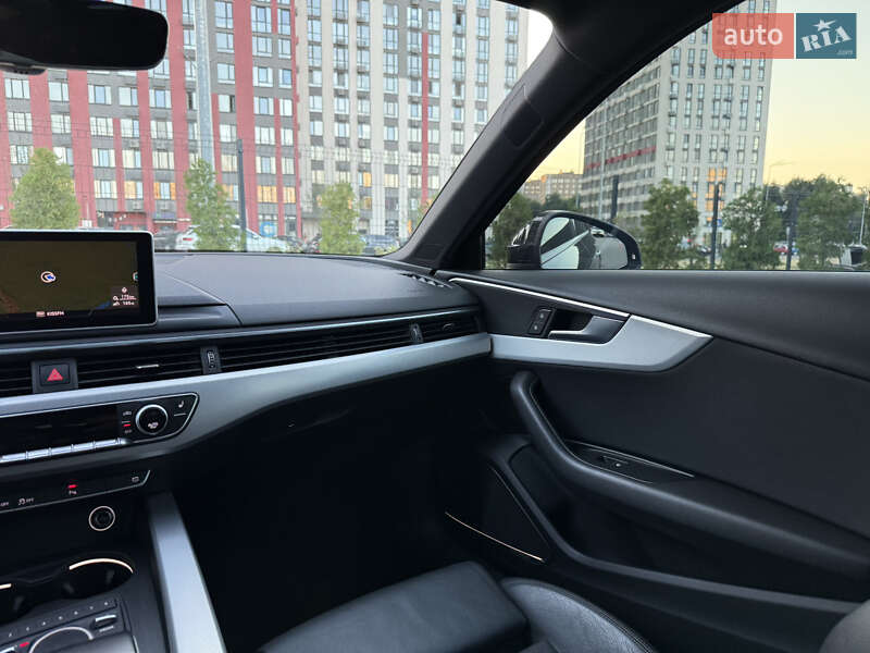 Седан Audi A4 2017 в Києві