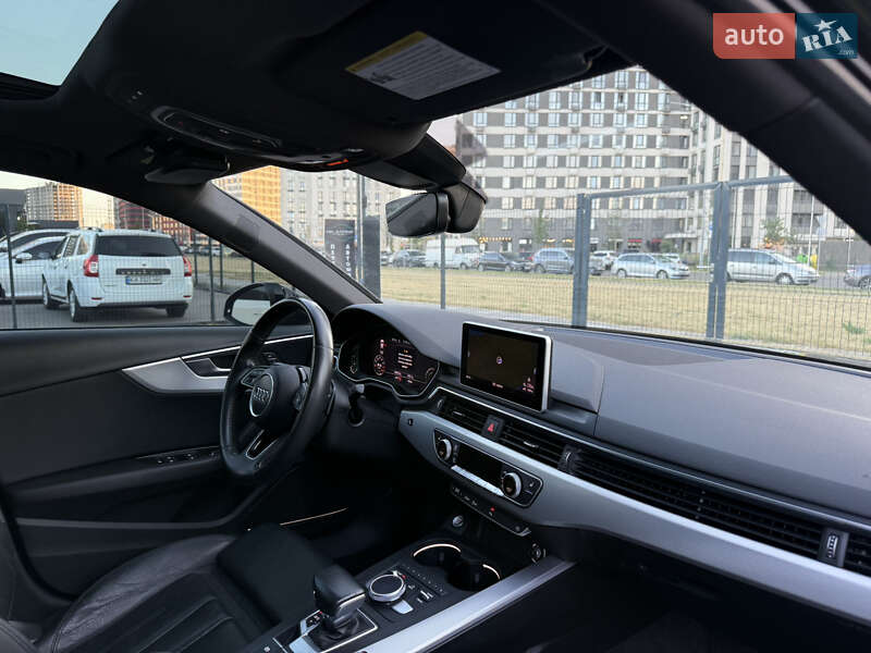Седан Audi A4 2017 в Києві