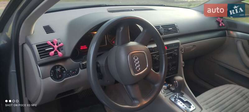 Седан Audi A4 2005 в Лебедине