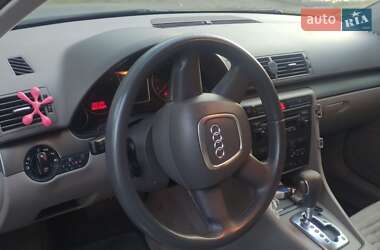 Седан Audi A4 2005 в 